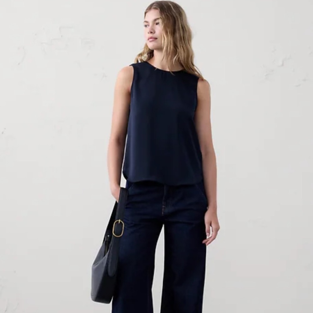 Banana Republic Elegant Navy Sleeveless Top